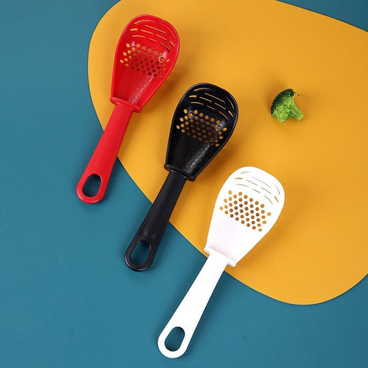 Kitchen Multi-functional Grinding Spoon Draining Colander